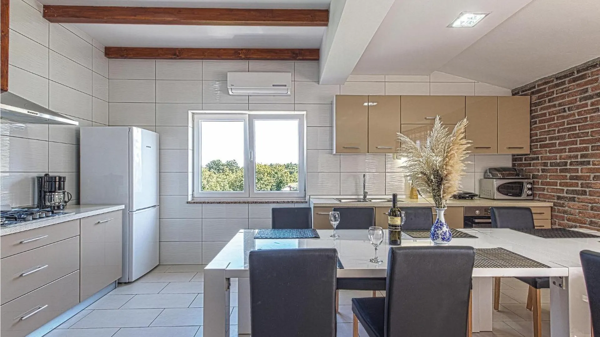 Holiday home Nice Home In Pavicini With Outdoor Swimming Pool