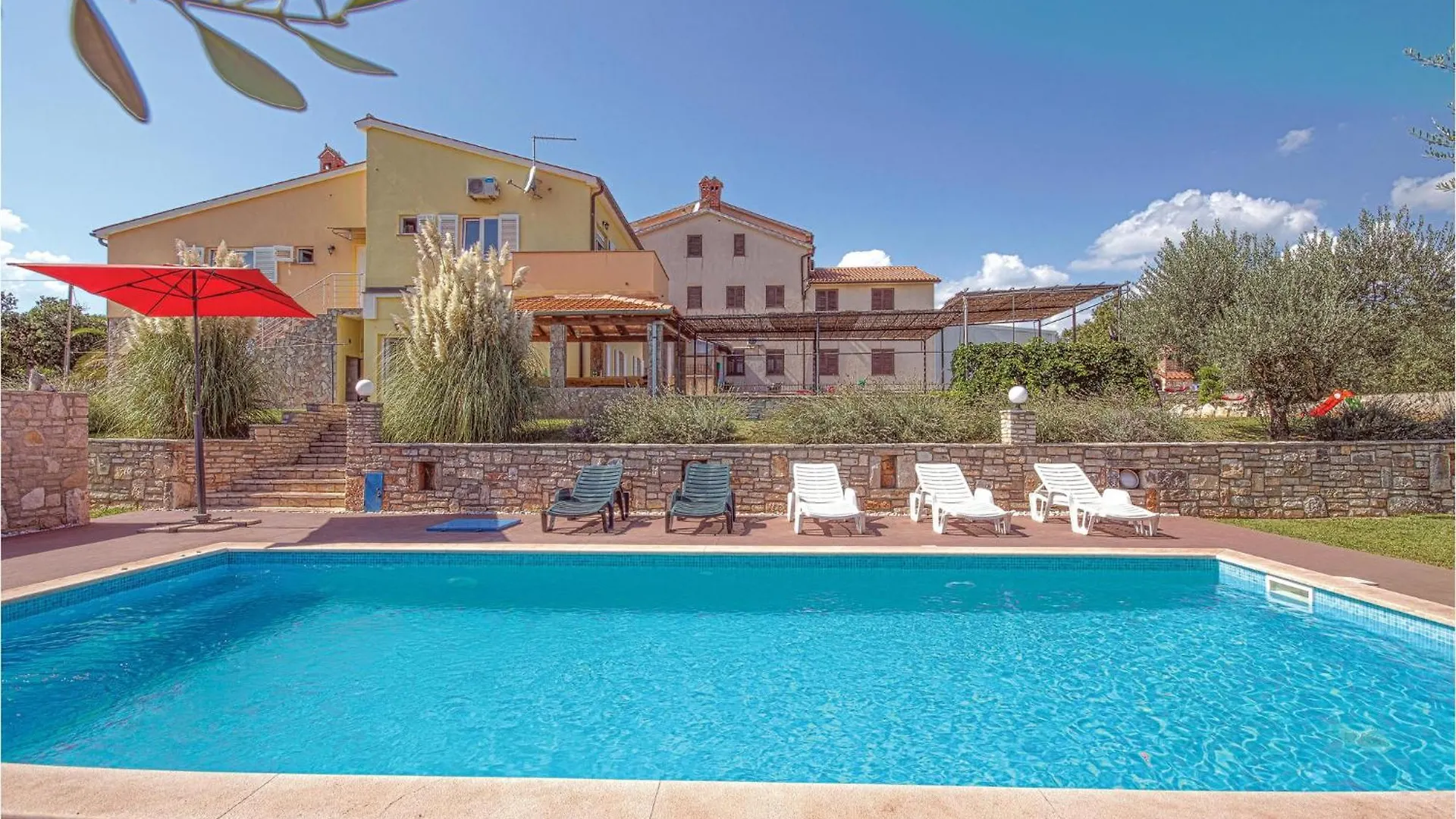 Nice Home In Pavicini With Outdoor Swimming Pool 0*, Veliki Vareski Croatia
